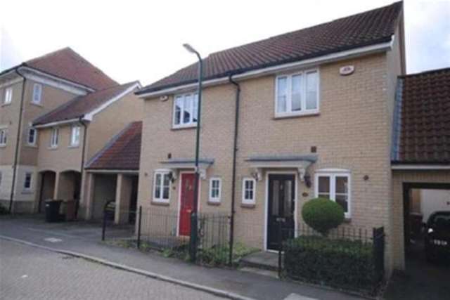  Image of 2 bedroom Detached house to rent in Ridgewell Avenue Chelmsford CM1 at Chelmsford, CM1 2GA