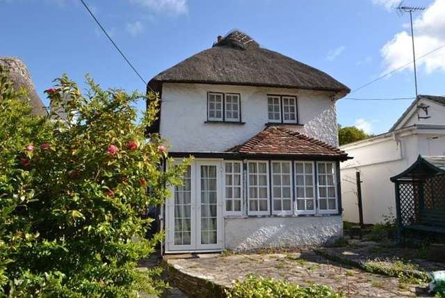 Image of 2 bedroom Detached house for sale in Ringwood Road Verwood BH31 at 21 Ringwood Road  Verwood, BH31 7AA