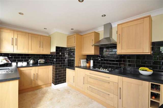  Image of 3 bedroom Detached house for sale in Robins Close Hythe CT21 at Hythe Kent Hythe, CT21 6QP