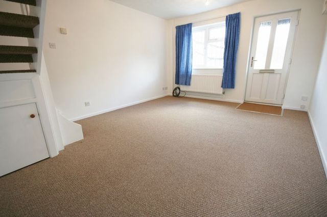  Image of 2 bedroom Terraced house to rent in Roding Way Didcot OX11 at Roding Way  Didcot, OX11 7RG