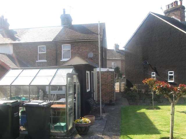  Image of 2 bedroom End of Terrace for sale in Rose Street Tonbridge TN9 at Tonbridge Kent Tonbridge, TN9 2BN