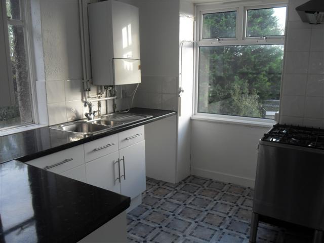  Image of 1 bedroom Flat to rent in Rose Walk Goring-by-Sea Worthing BN12 at Worthing, BN12 4AU