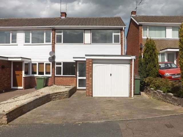  Image of 3 bedroom End of Terrace for sale in Rose Bank Evesham WR11 at Rosebank  Evesham, WR11 3BG