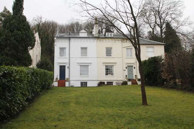  Image of 1 bedroom Apartment for sale in Roughdown Villas Road Hemel Hempstead HP3 at Roughdown Villas Road  Hemel Hempstead, HP3 0AX
