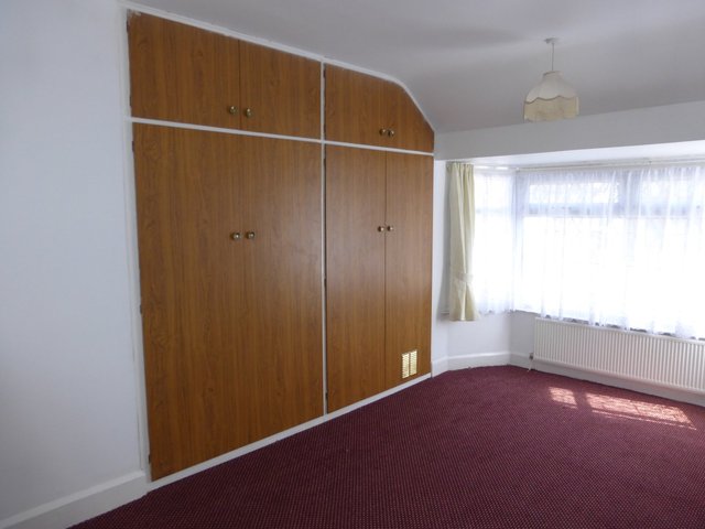  Image of 3 bedroom Property to rent in Sarehole Road Hall Green Birmingham B28 at SAREHOLE ROAD  HALL GREEN, BIRMINGHAM, B28 8DT