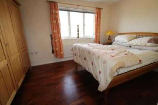  Image of 2 bedroom Terraced house for sale in Scalloway Road Gartcosh Glasgow G69 at Gartcosh Glasgow Gartcosh, G69 8LH