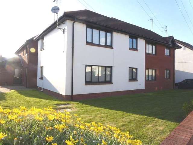  Image of 1 bedroom Flat for sale in Seabank Court Porthcawl CF36 at Porthcawl  Porthcawl, CF36 3AQ