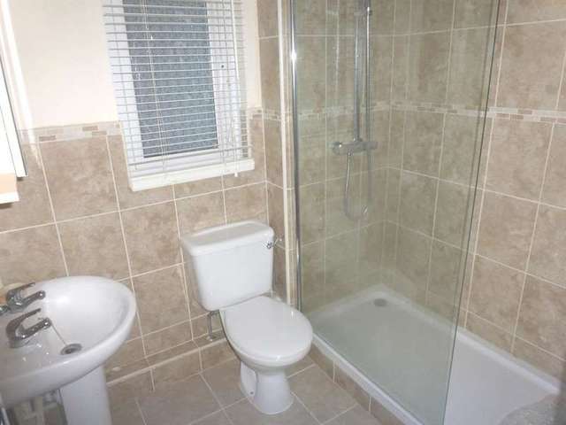  Image of 1 bedroom Flat for sale in Seabank Court Porthcawl CF36 at Porthcawl  Porthcawl, CF36 3AQ