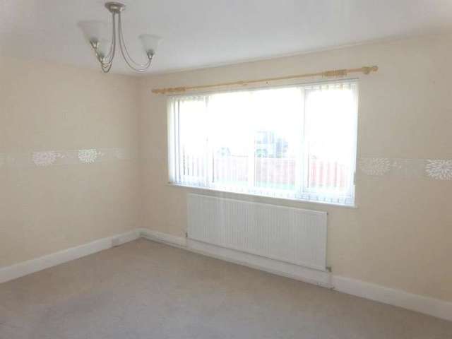  Image of 1 bedroom Flat for sale in Seabank Court Porthcawl CF36 at Porthcawl  Porthcawl, CF36 3AQ