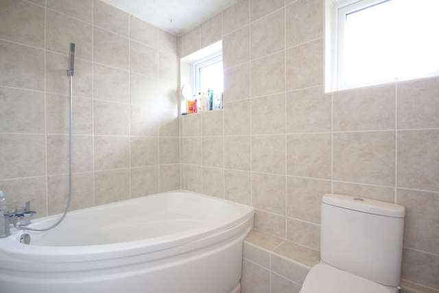  Image of 3 bedroom Detached house for sale in Segsbury Grove Bracknell RG12 at Segsbury Grove  Bracknell, RG12 9JL