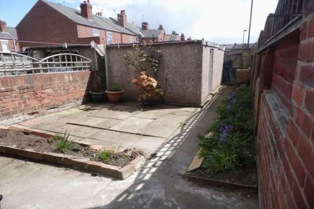  Image of 3 bedroom Terraced house for sale in Shadyside Balby Doncaster DN4 at SHADYSIDE HEXTHORPE DONCASTER, DN4 0DH