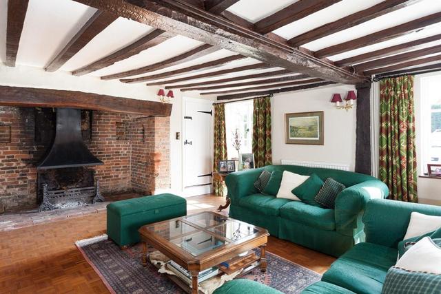  Image of 5 bedroom Detached house for sale in Sheephurst Lane Marden Tonbridge TN12 at Marden, TN12 9NT