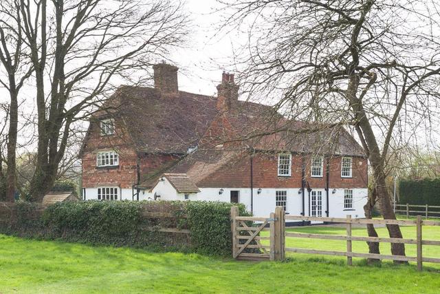  Image of 5 bedroom Detached house for sale in Sheephurst Lane Marden Tonbridge TN12 at Marden, TN12 9NT