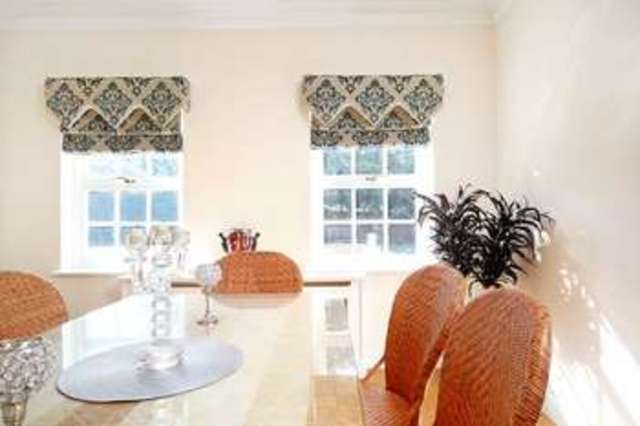  Image of 6 bedroom Detached house to rent in Shrubbs Hill Lane Ascot SL5 at Shrubbs Hill Lane  Sunningdale, SL5 0LD
