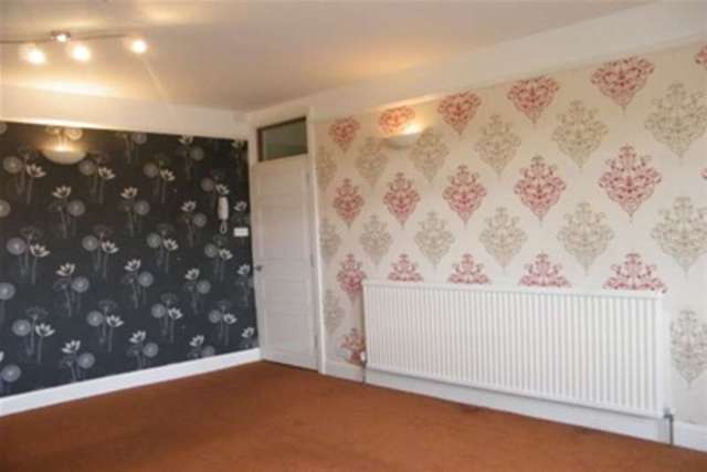  Image of 2 bedroom Flat to rent in Sidwell Street Exeter EX4 at Exeter, EX4 6PH