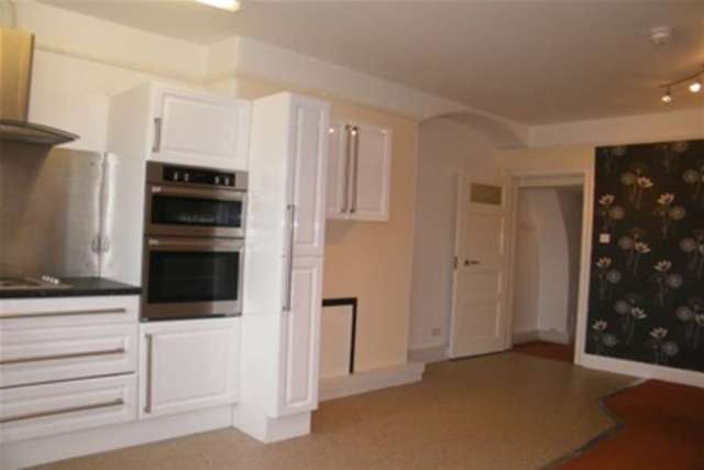  Image of 2 bedroom Flat to rent in Sidwell Street Exeter EX4 at Exeter, EX4 6PH