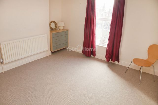  Image of 3 bedroom Terraced house to rent in Sincil Bank Lincoln LN5 at Sincil Bank  Lincoln, LN5 7TG