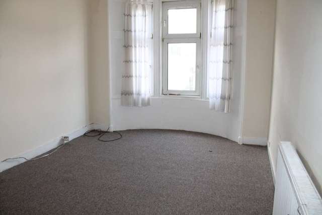  Image of 2 bedroom Flat to rent in Smithhills Street Paisley PA1 at Smithhill Street (  Paisley, PA1 1EB
