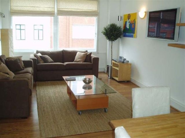  Image of 2 bedroom Flat to rent in Devonshire Street London W1W at 59 Devonshire Street  Marylebone, W1W 5EB