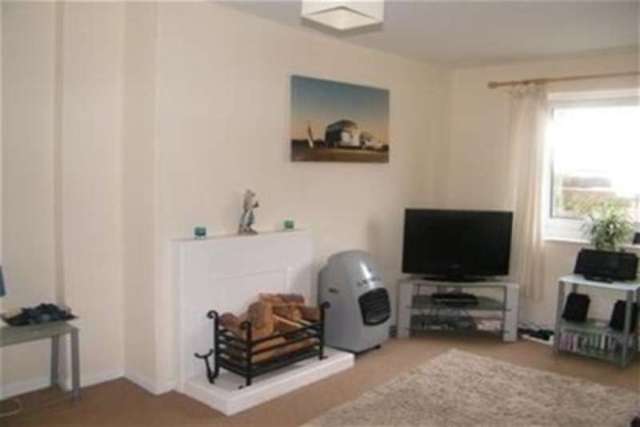  Image of 2 bedroom Maisonette to rent in South Street Exeter EX1 at Exeter, EX1 1BZ