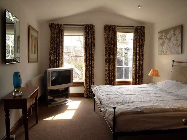  Image of 3 bedroom Flat to rent in St. Giles Street Norwich NR2 at Norwich Norfolk, NR2 1LW
