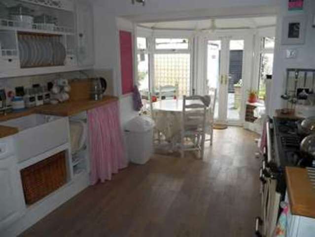  Image of 4 bedroom Property for sale in St. Helens Crescent Swansea SA1 at St Helens Crescent Brynmill Brynmill, SA1 4NA