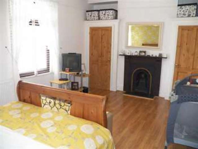  Image of 4 bedroom Property for sale in St. Helens Crescent Swansea SA1 at St Helens Crescent Brynmill Brynmill, SA1 4NA