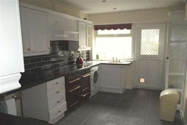  Image of 4 bedroom Detached house to rent in Halt Road St. Newlyn East Newquay TR8 at Newquay, TR8 5LL