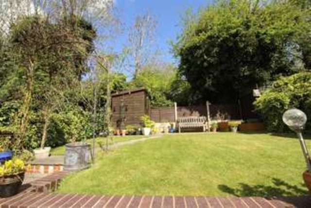  Image of 3 bedroom Semi-Detached house for sale in St. Peters Close Crabbs Cross Redditch B97 at Redditch Worcestershire Redditch, B97 5LE