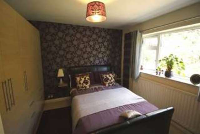  Image of 3 bedroom Semi-Detached house for sale in St. Peters Close Crabbs Cross Redditch B97 at Redditch Worcestershire Redditch, B97 5LE