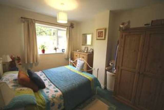  Image of 3 bedroom Semi-Detached house for sale in St. Peters Close Crabbs Cross Redditch B97 at Redditch Worcestershire Redditch, B97 5LE