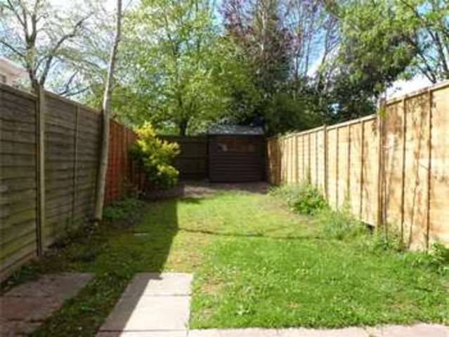  Image of 3 bedroom Terraced house to rent in Statham Court Bracknell RG42 at Amen Corner Binfield Binfield, RG42 1FS
