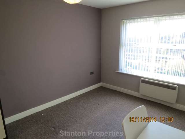  Image of 2 bedroom Apartment to rent in Stitch Lane Heaton Norris Stockport SK4 at Stitch Lane Heaton Norris Stockport, SK4 2HB