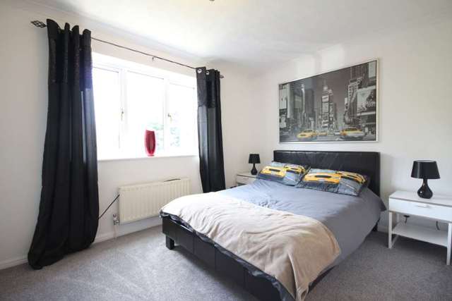  Image of 3 bedroom Semi-Detached house for sale in Stokeford Close Bracknell RG12 at Stokeford Close  Bracknell, RG12 9RW