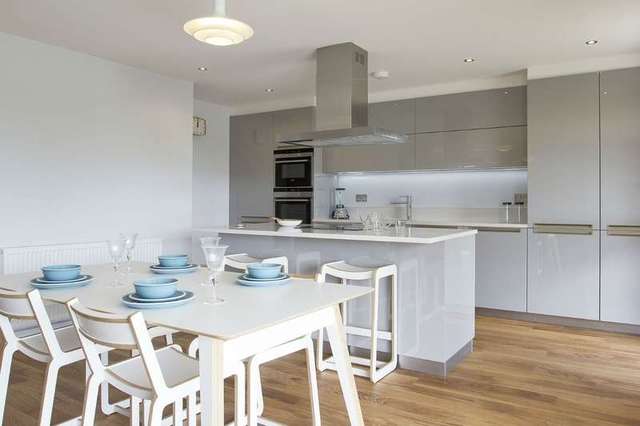  Image of 3 bedroom Detached house for sale in Stour Street Canterbury CT1 at Stour Street  Canterbury, CT1 2NZ