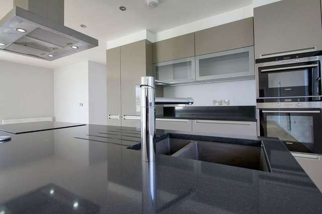  Image of 3 bedroom Detached house for sale in Stour Street Canterbury CT1 at Stour Street  Canterbury, CT1 2NZ
