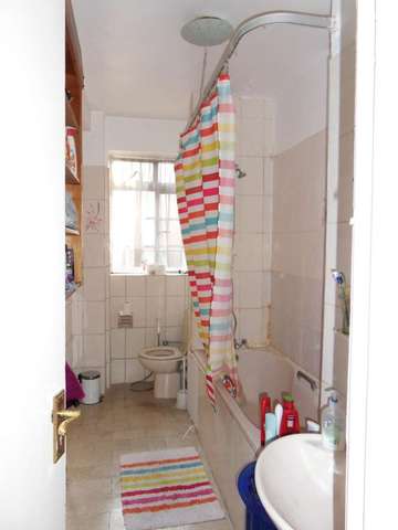  Image of 4 bedroom Flat to rent in Stourcliffe Street London W1H at London, W1H 5AR