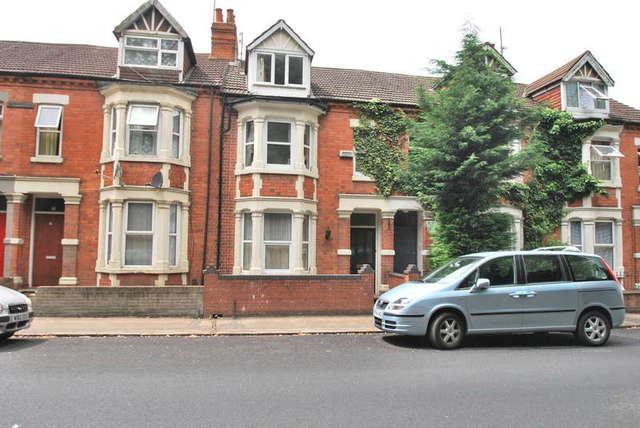 Image of 1 bedroom Detached house to rent in Semilong Road Northampton NN2 at Northampton Northamptonshire, NN2 6BX