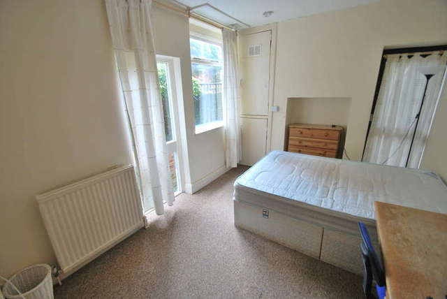  Image of 1 bedroom Detached house to rent in Semilong Road Northampton NN2 at Northampton Northamptonshire, NN2 6BX