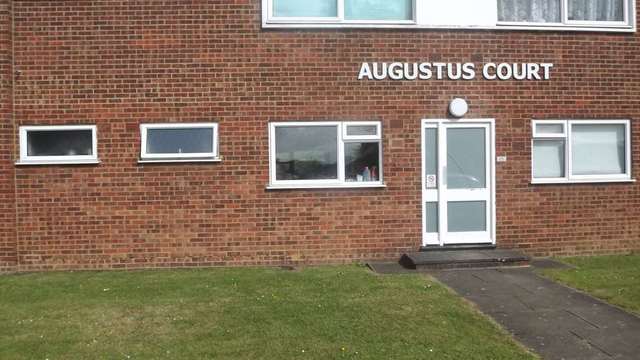  Image of Studio flat to rent in Fairlawn Close Hanworth Feltham TW13 at Augustus Court Hanworth Feltham, TW13 6LH