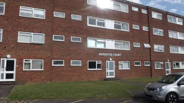  Image of Studio flat to rent in Fairlawn Close Hanworth Feltham TW13 at Augustus Court Hanworth Feltham, TW13 6LH