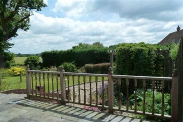  Image of 4 bedroom Detached house to rent in Bests Lane Sutton Veny Warminster BA12 at Warminster, BA12 7AU