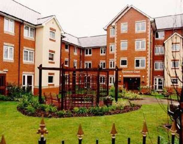  Image of 1 bedroom Retirement Property for sale in Willow Road Aylesbury HP19 at Willow Road  Aylesbury, HP19 9SZ