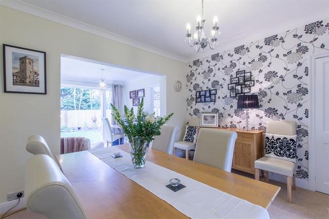  Image of 3 bedroom Semi-Detached house for sale in Tavistock Avenue St. Albans AL1 at Tavistock Avenue  St. Albans, AL1 2NH