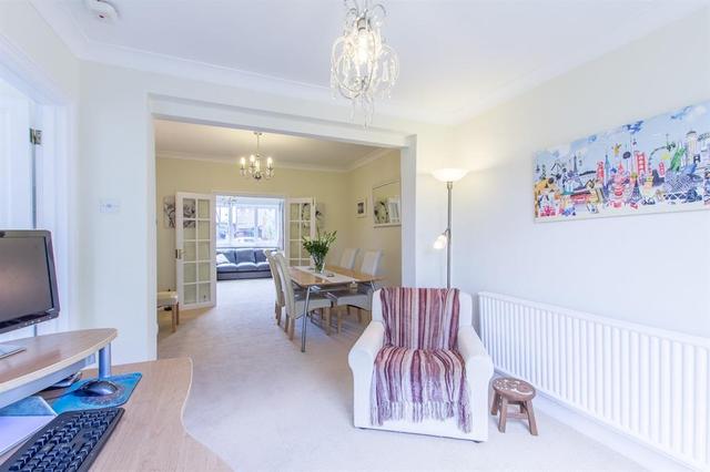  Image of 3 bedroom Semi-Detached house for sale in Tavistock Avenue St. Albans AL1 at Tavistock Avenue  St. Albans, AL1 2NH