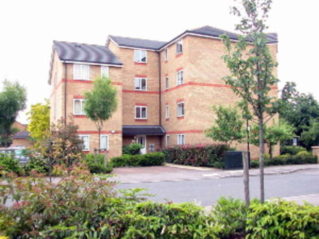  Image of 1 bedroom Flat to rent in Telegraph Place London E14 at Docklands, E14 9XD