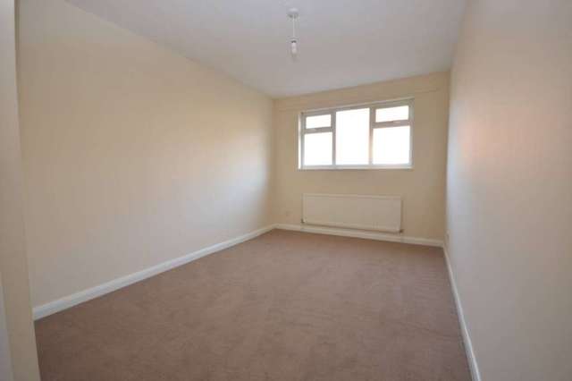  Image of 1 bedroom Maisonette to rent in Templar Drive London SE28 at Templar Drive Thamesmead London, SE28 8PH