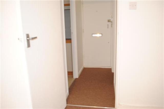  Image of 1 bedroom Flat to rent in St. Helens Road Hastings TN34 at East Sussex, TN34 2LJ