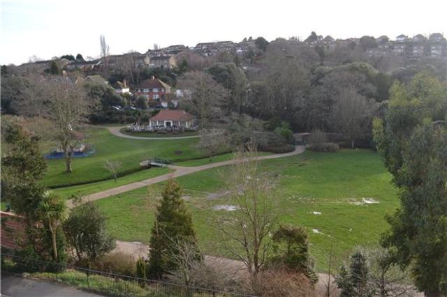  Image of 1 bedroom Flat to rent in St. Helens Road Hastings TN34 at East Sussex, TN34 2LJ