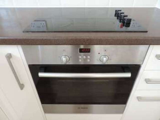  Image of 1 bedroom Flat to rent in The Avenue Combe Down Bath BA2 at The Avenue Combe Down Bath, BA2 5EH